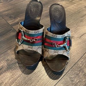 GUCCI Horsebit Wood/Canvas heels